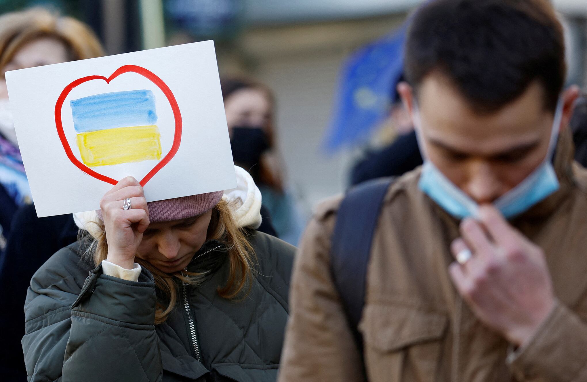El mundo protesta contra la invasión rusa de Ucrania.