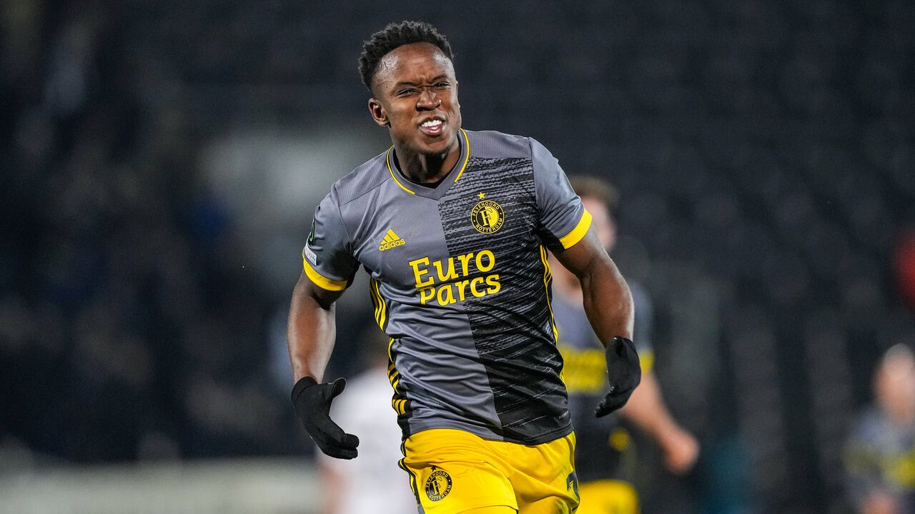 Luis Sinisterra marcó en la goleada de Feyenoord