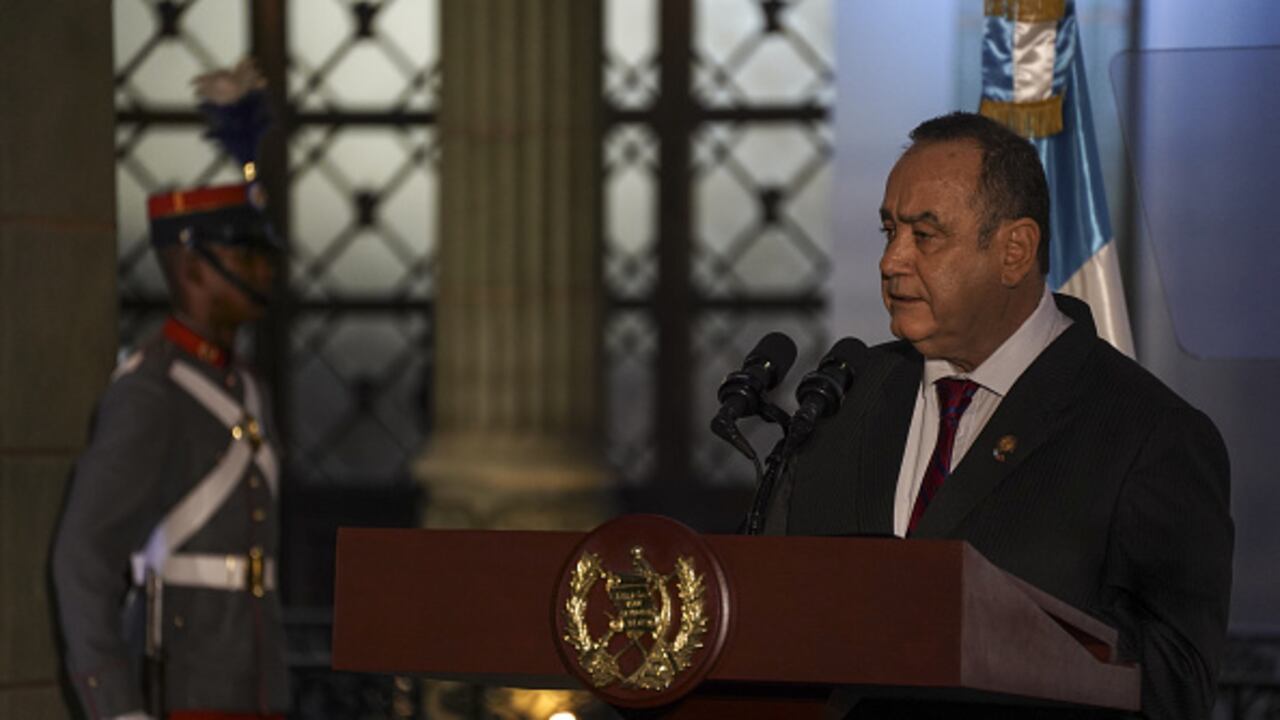 El mandatario también descartó que se pueda cometer un "golpe de Estado" a alguien que no ha asumido la Presidencia y reconoció que los incidentes se comenzaron a salir de "control y provocar caos" perjudicando la economía del país.