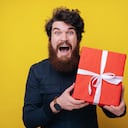 Variedad de regalos para hombre en amor y amistad.