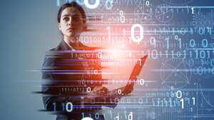 La falta de personal capacitado constituye la mayor barrera para emprender exitosamente la transformación digital, de acuerdo con el Estudio de Madurez Digital 2022 de la consultora Ernst & Youn.