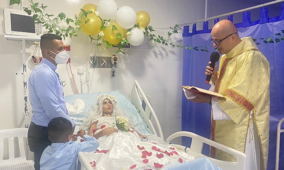 Juan Sebastián Torrejano y su esposa. Foto: Twitter Hospital Universitario HMP (@HUNeiva).