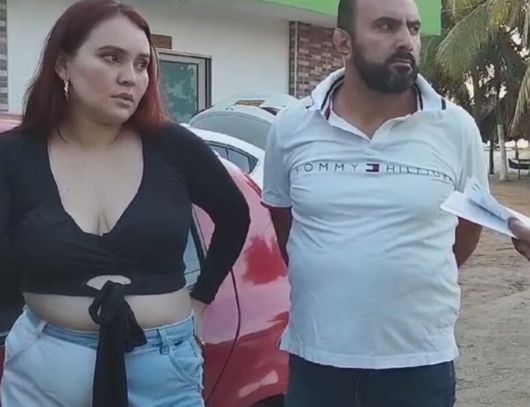 Esta es la pareja capturada señalada por las autoridades del hecho