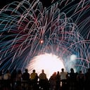 Una medida que prohíbe el uso de fuegos artificiales en Ucrania fue aprobada este martes por el Parlamento de ese país, con el propósito de evitar traumas a las personas que estuvieron expuestos a incontables explosiones por la invasión de Rusia.