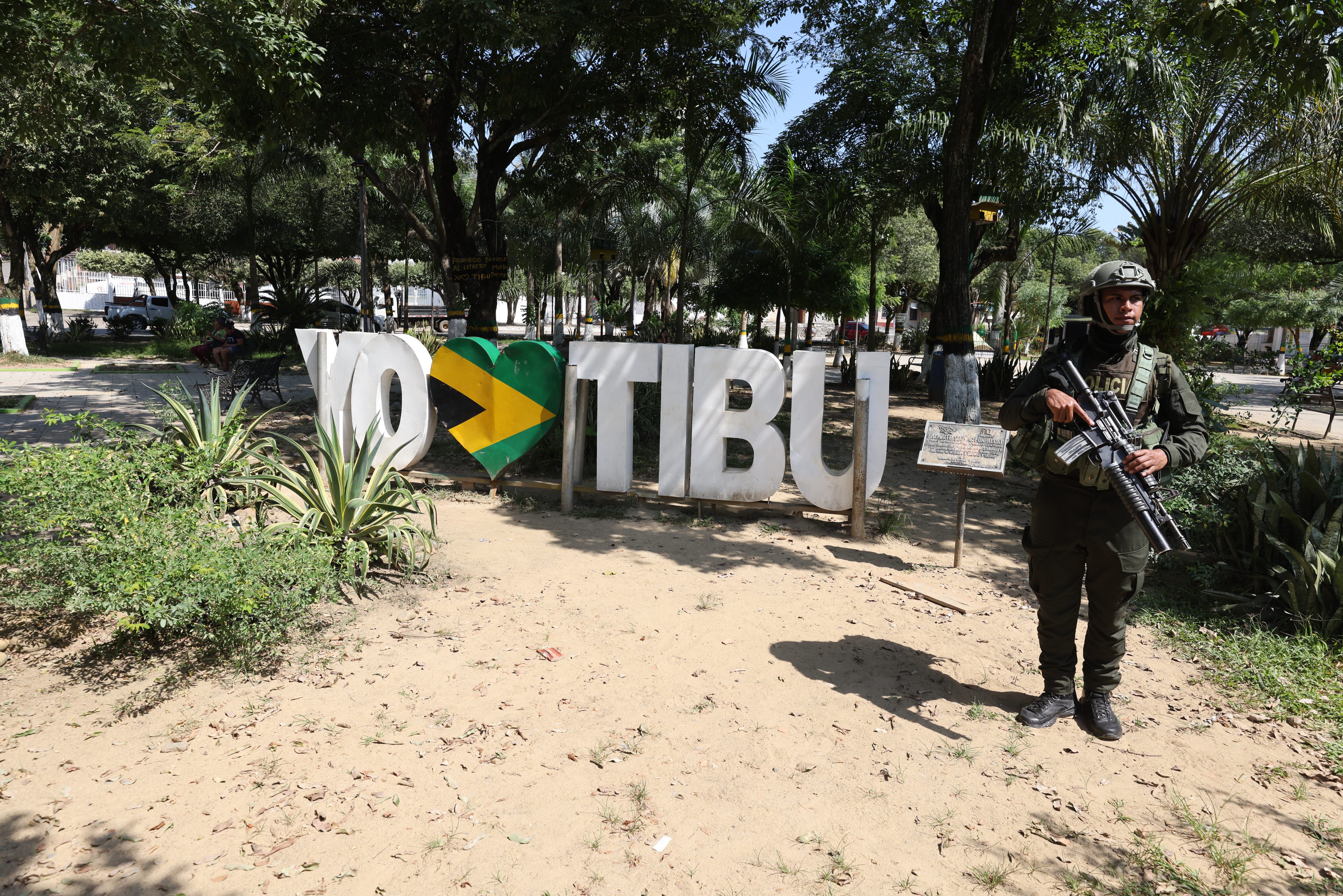 Tibú, Norte de Santander donde el ejército hace presencia por los fuertes combates entre el ELN y las Disidencias de las FARC en el Catatumbo.
