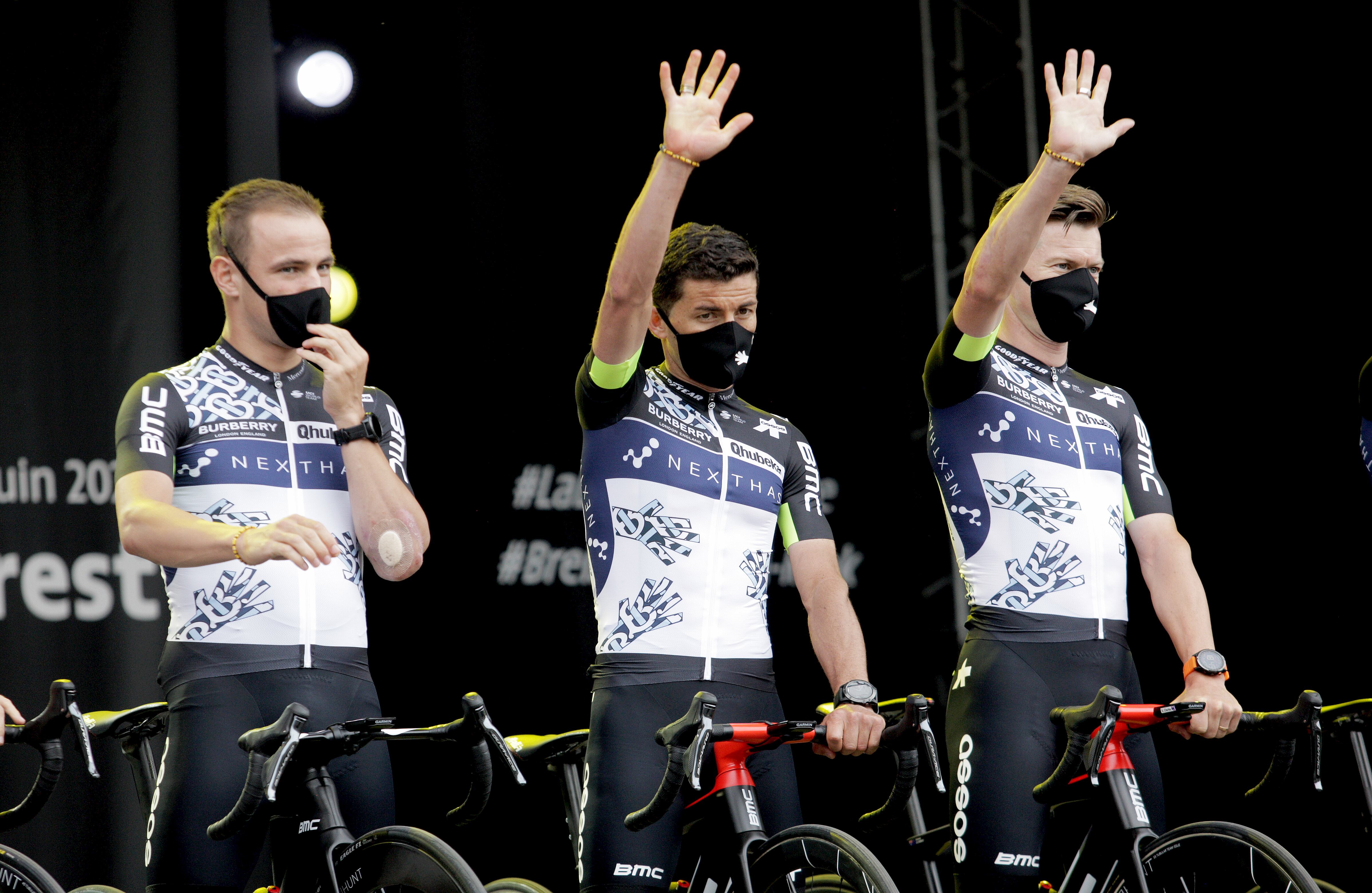 PRESENTACION EQUIPOS TOUR 2021