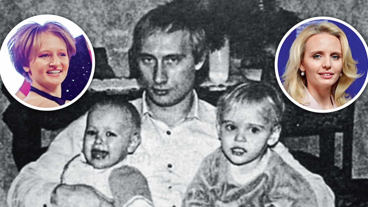 Katerina y María son hijas de Putin con su exesposa, Liudmila, de quien se separó en 2013. Se cree que están más involucradas en la vida política rusa de lo que Putin deja entrever.