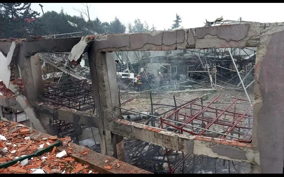Incendio en  fábrica de Turquía