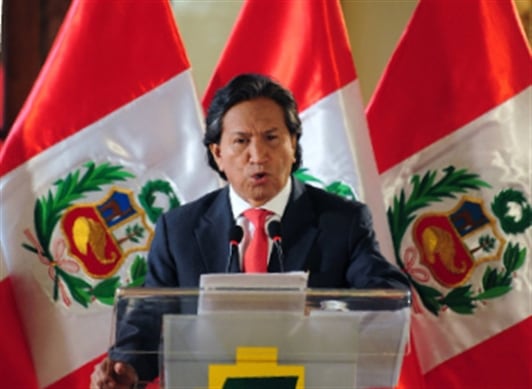 Alejandro Toledo es visto como un hombre de experiencia porque entre 2001 y 2006 tuvo un gobierno exitoso, le dio un buen manejo a la economía y se caracterizó por su carisma.