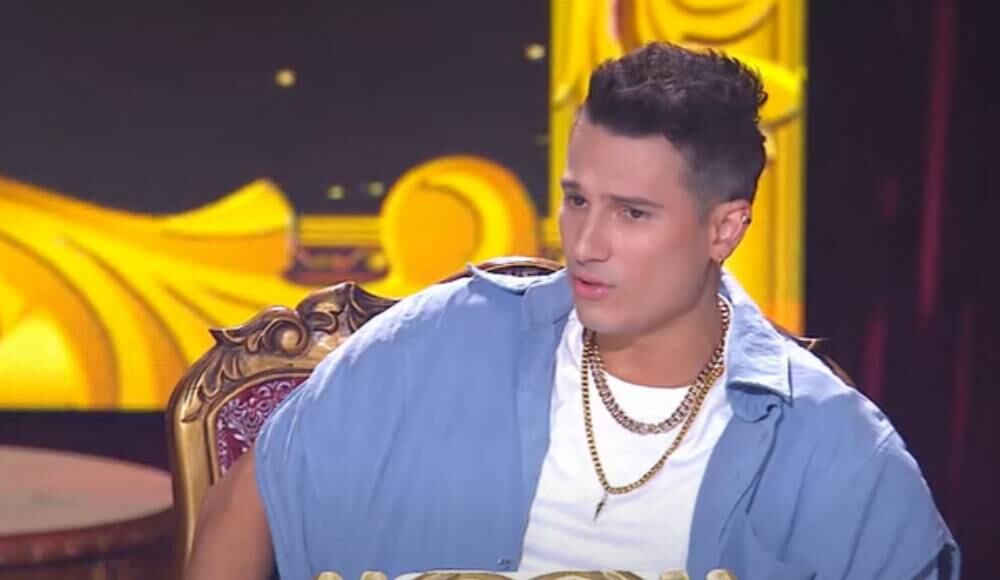 El artista popular se defendió de comentarios sobre su look.