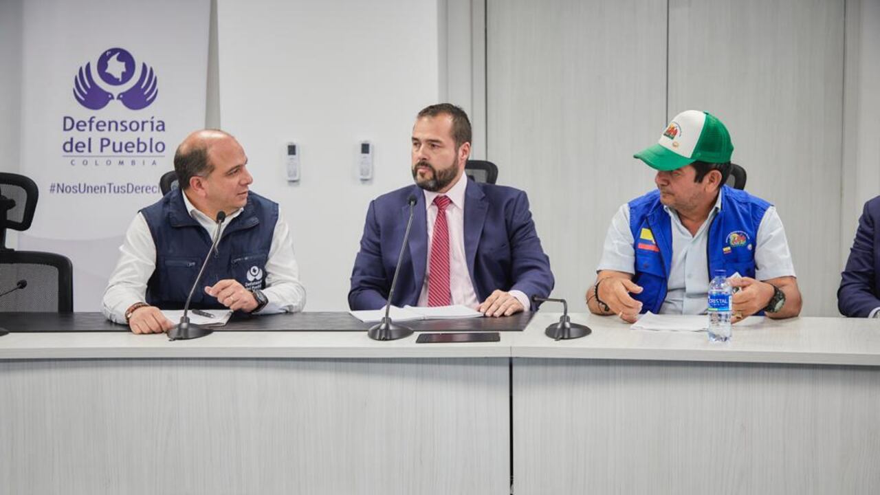 Defensoría y Asociación de Firmantes de Paz exigen cumplimiento del acuerdo de La Habana: "El Estado y las partes deben asumir compromisos"