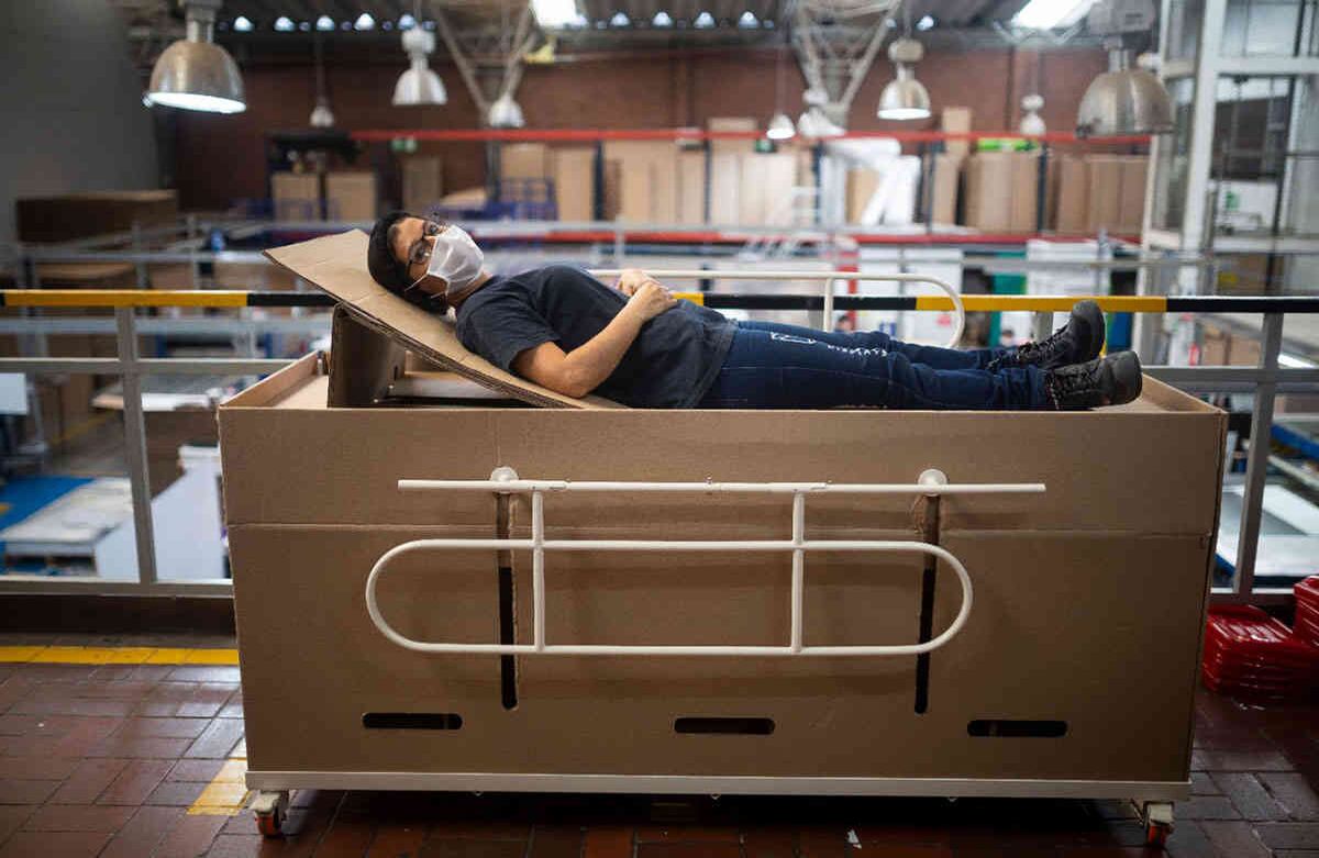 La idea surgió luego de ver el dramático panorama en Ecuador, país que sufrió un colapso ante le número de contagios y se quedó sin capacidad para brindar atención a los pacientes. Foto: Esteban Vega La Rotta / SEMANA