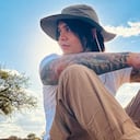 El influenciador viajó junto a su novia al continente africano