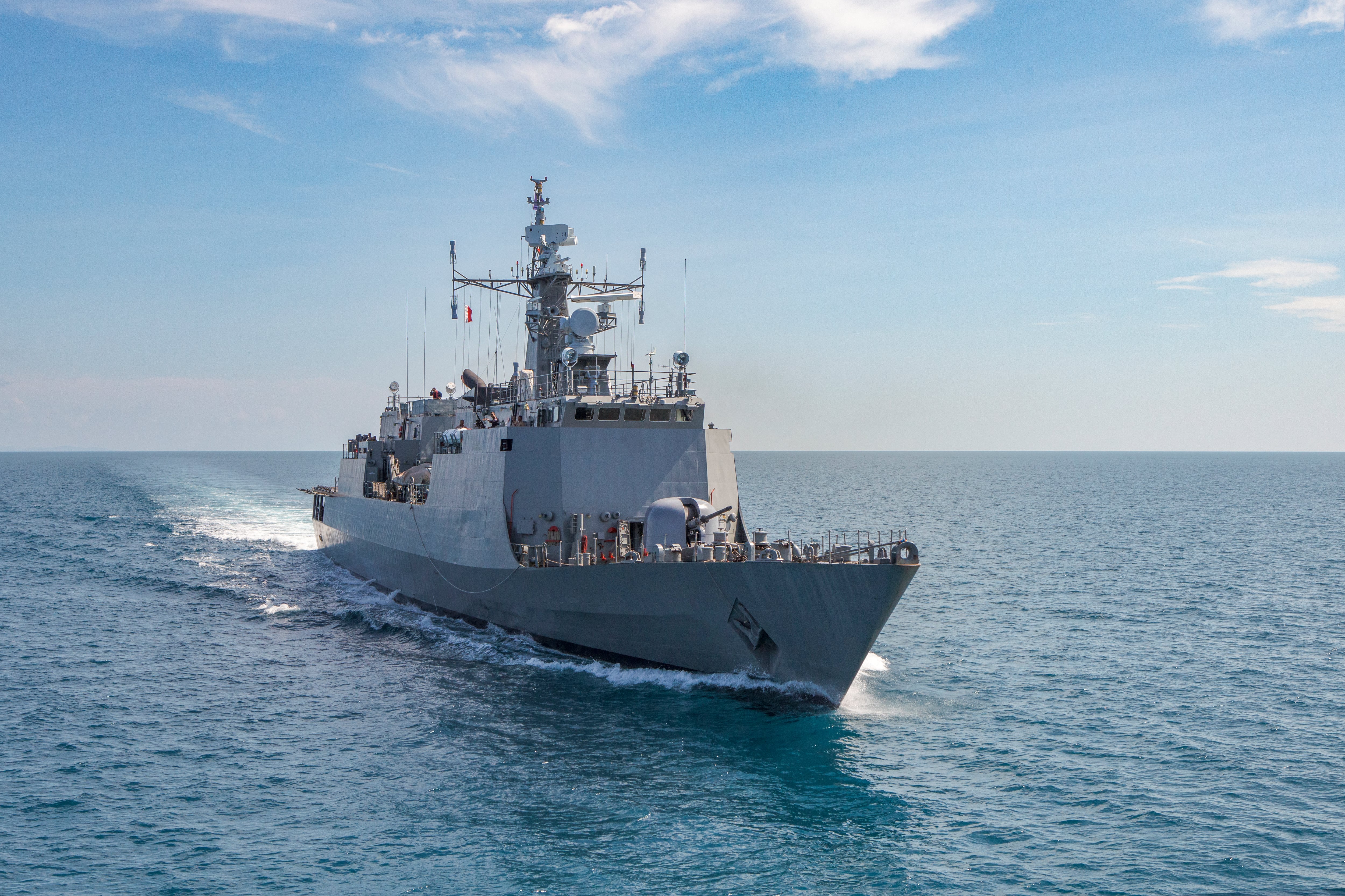 La Cristóbal Colón (F-105)​​ es una fragata de la Armada Española perteneciente a la clase Álvaro de Bazán.