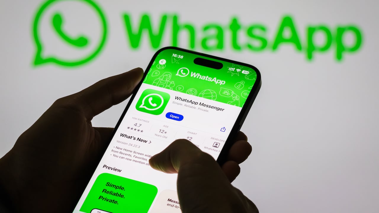 WhatsApp permiten el envío de fotos y videos de forma segura.