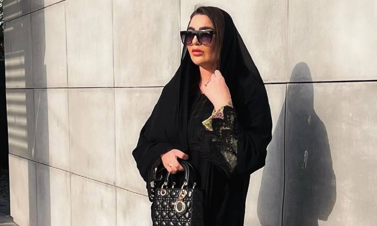 La mujer dice que ama viajar con su esposo y hacer cosas juntos, también que ha sacrificado tiempo con sus amigos por estar con el