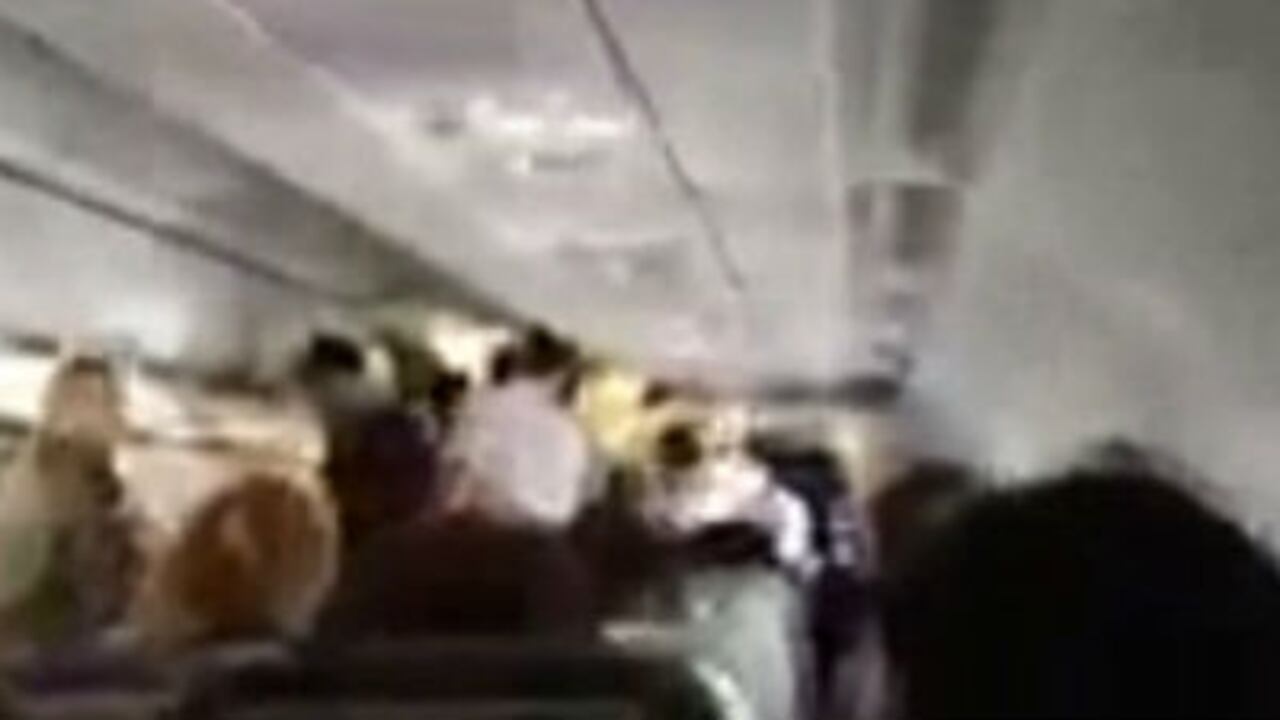 "Nos van a derribar. Nos van a derribar. Recen al Señor. Recen al Señor", gritaba el capitán.