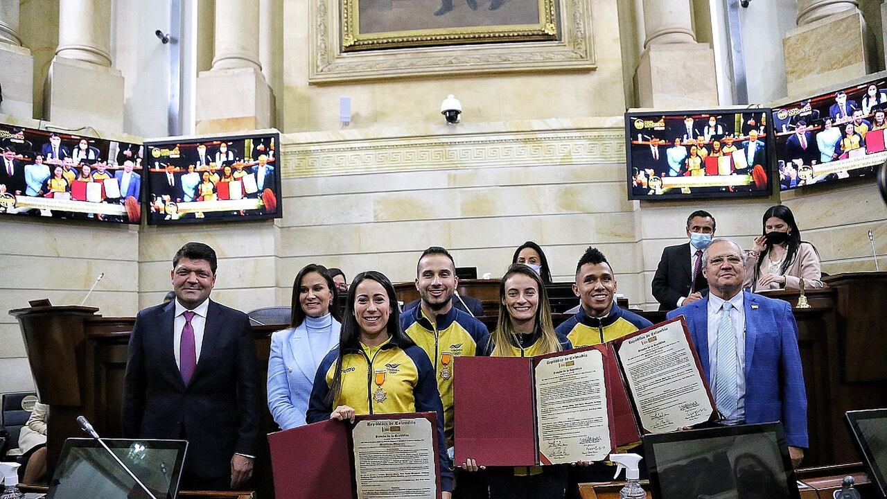 Senado condecora a los medallistas olímpicos de Tokyo 2020