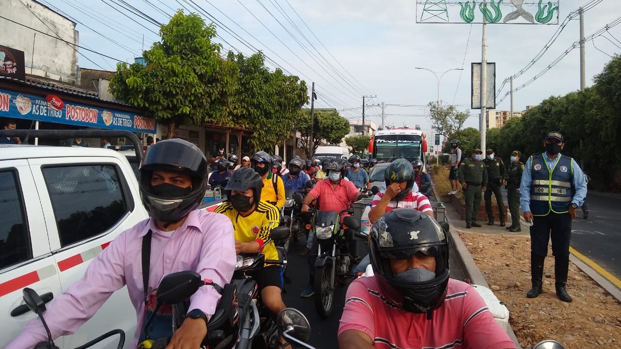 La movilización va desde Barrancabermeja hasta el peaje La Lizama. Foto: Cortesía