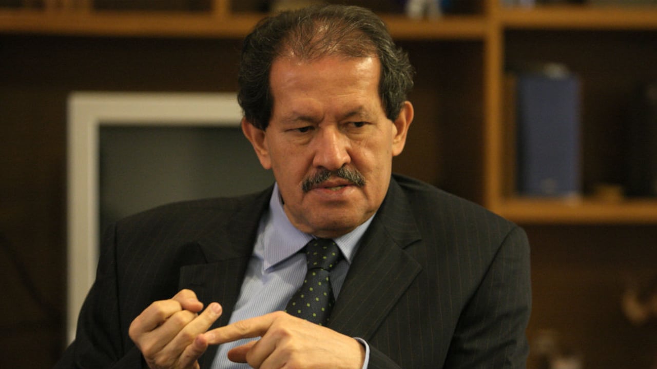 Angelino garzón espera una respuesta del Consejo Nacional Electoral.