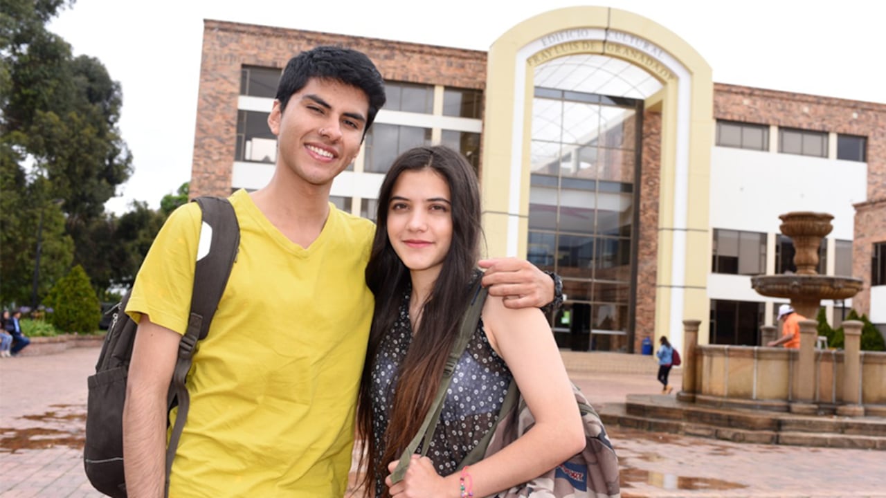 Jóvenes de Cundinamarca podrán cursar su pregrado con crédito no reembolsable.