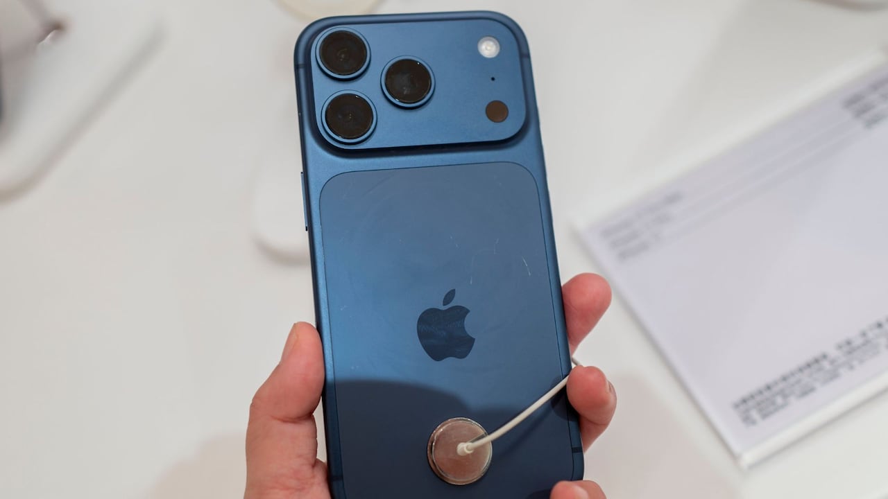 La compañía reveló la razón por la que algunos usuarios han notado estas marcas en sus modelos.