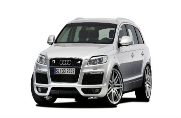 Audi Q7: Esta camioneta cuenta también con regulador de velocidad, climatizador automático, control remoto para varias acciones que quiera despeñar dentro del carro. 