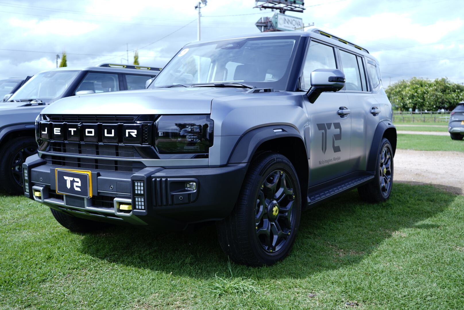 La firma Jetour lanzó la nueva SUV T2 para Colombia. Ofrece una autonomía de hasta  900 kilómetros.