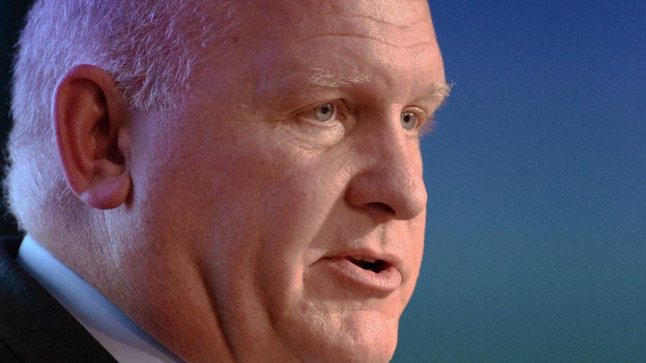 Pese a votar negativamente el proyecto de ley que protege el matrimonio gay en Estados Unidos, Glenn Thompson acudió feliz a una ceremonia de ese tipo, dos días después, y en la que su hijo era el protagonista.