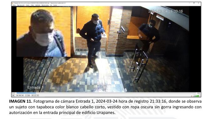 Imágenes del ingreso de los hombres al edificio