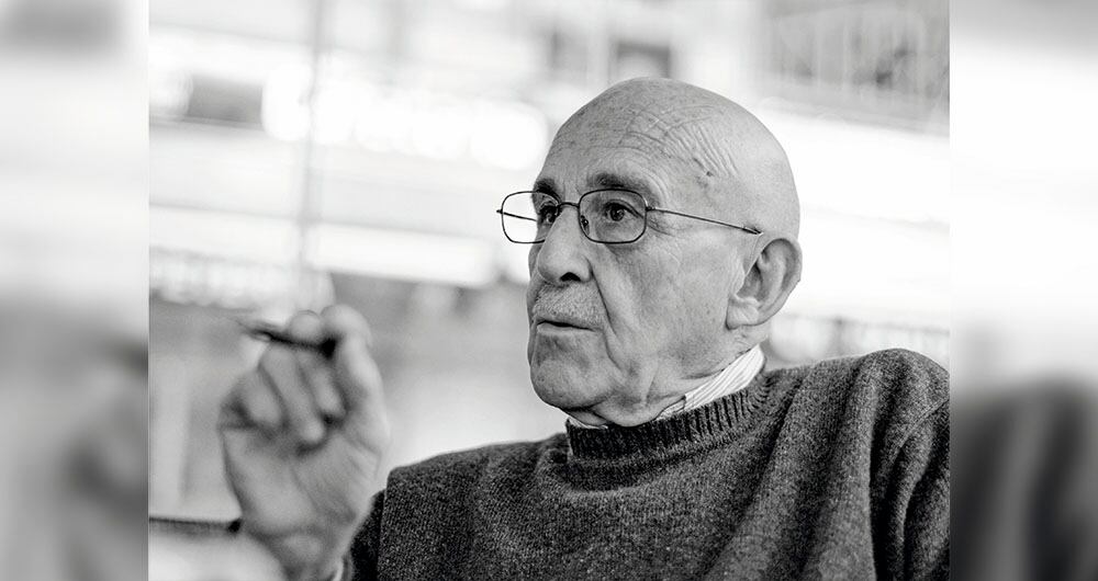 Se rendirá homenaje en vida al maestro español José Sanchis Sinisterra presentando su obra Ay, Carmela, con dirección de Vivas y producción de Umbral Teatro.