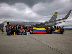 Un grupo de 110 colombianos arribó este sábado a Bogotá en un vuelo humanitario.
