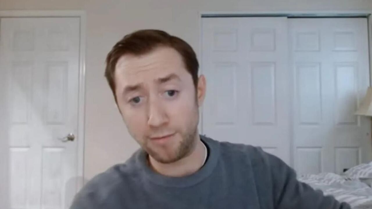 Los policías acudieron al lugar tras recibir informes de un cuerpo decapitado