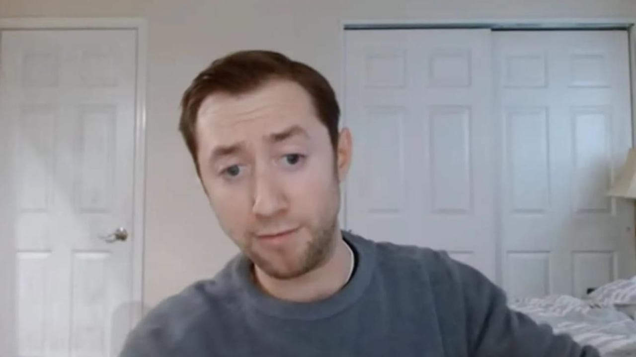 Los policías acudieron al lugar tras recibir informes de un cuerpo decapitado