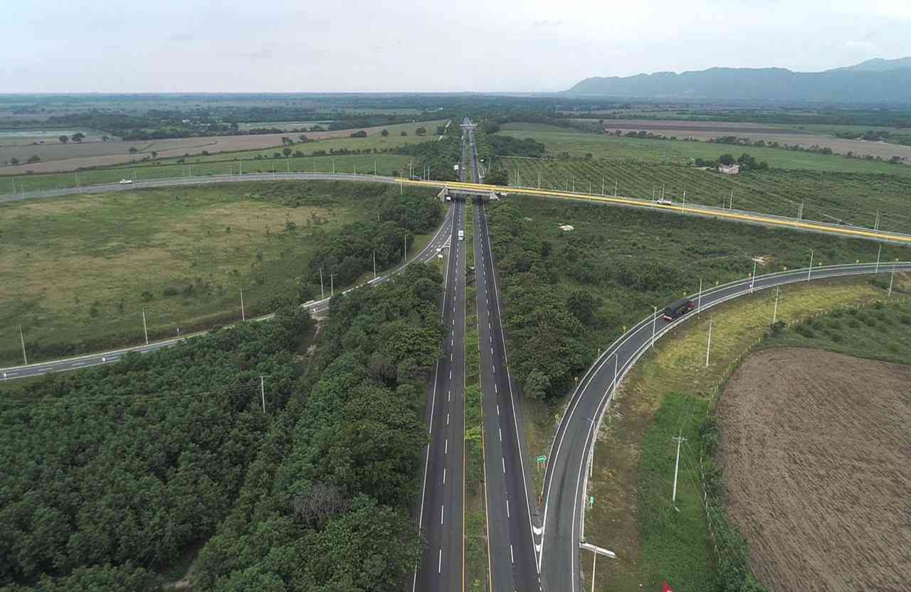 La puesta en servicio de esta vía 4G beneficia más de 260.000 personas de los municipios de Girardot, Nariño, Beltrán, Guataquí, Chaguaní, San Juan de Río Seco y Puerto Salgar (Cundinamarca), Flandes y Honda (Tolima) y La Dorada (Caldas).