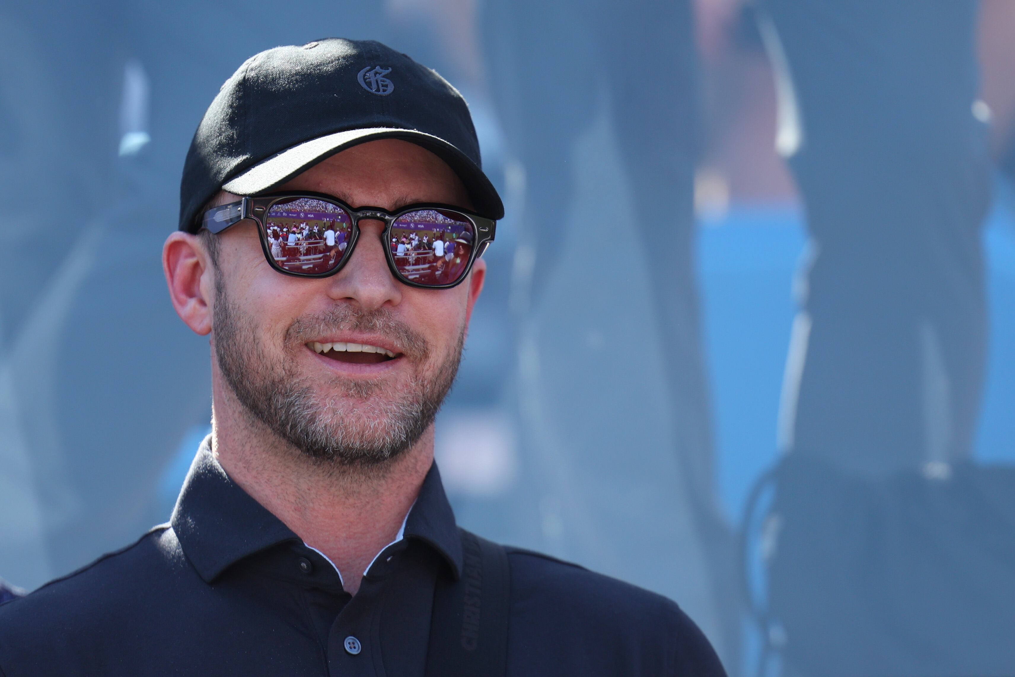 El artista está siendo fuertemente criticado después de que se conociera la historia.