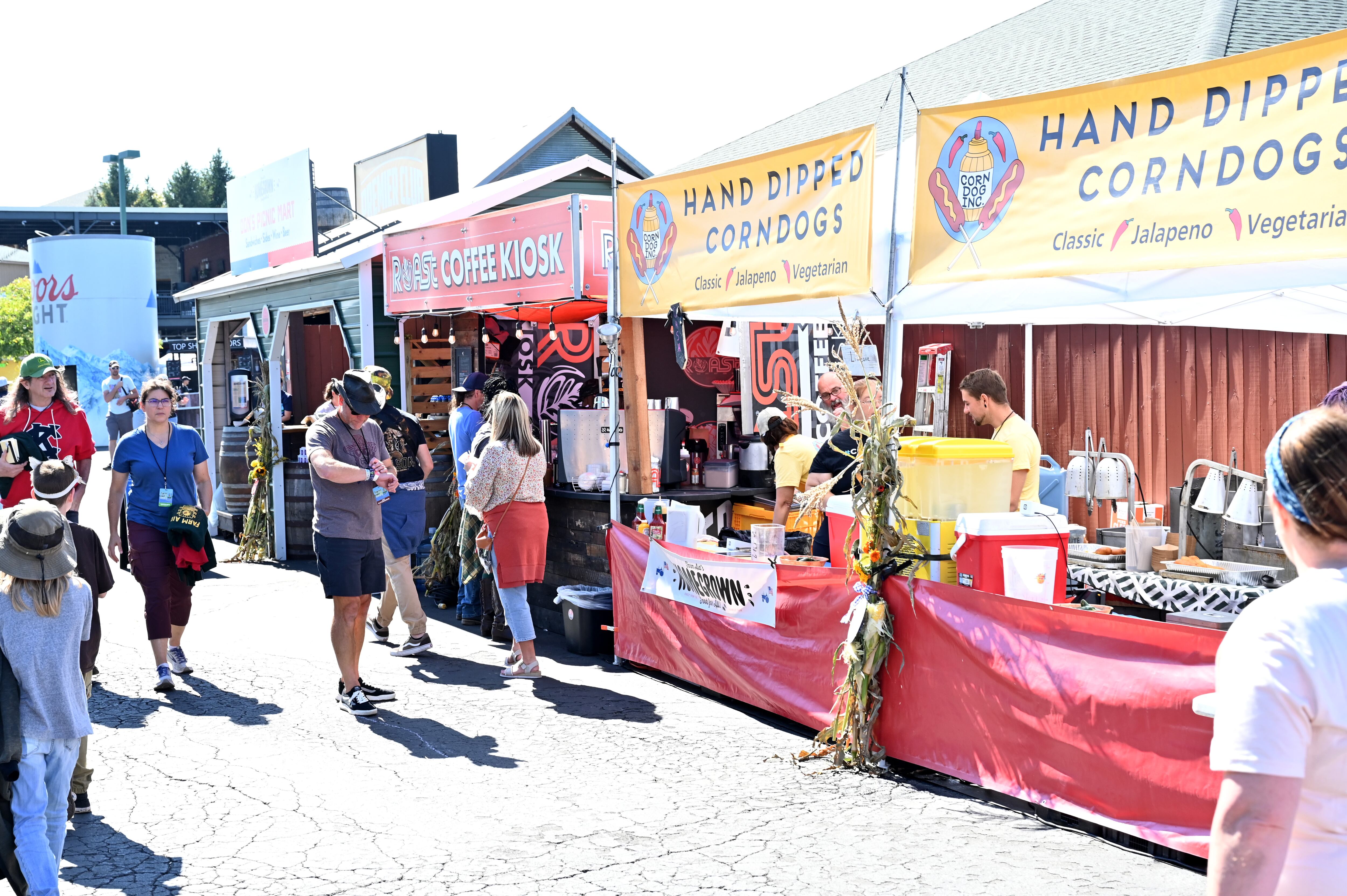 Ambiente durante la Ayuda Agrícola 2023 en Ruoff Home Mortgage Music Center el 23 de septiembre de 2023 en Noblesville, Indiana.