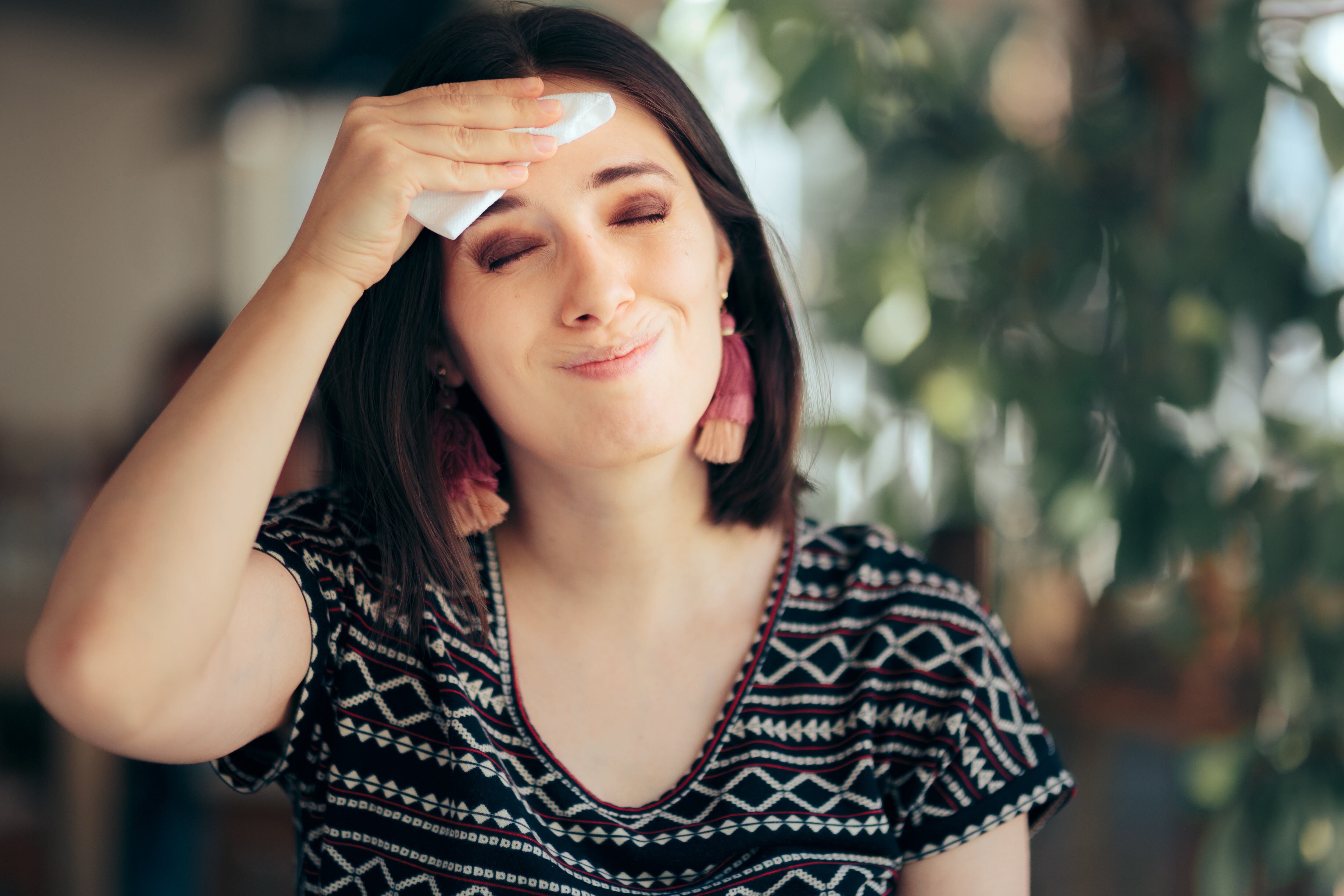 Episodios estresantes se relacionan con la hiperhidrosis.