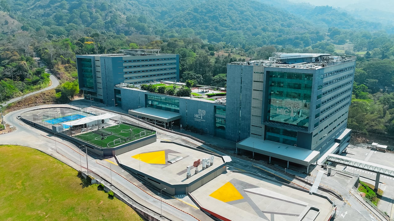 El Hospital Internacional de Colombia (HIC), forma parte del complejo médico de la Fundación Cardiovascular de Colombia (FCV).