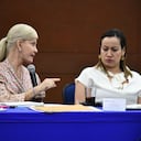 Dilian Francisca Toro y la ministra de Salud Carolina Corcho.