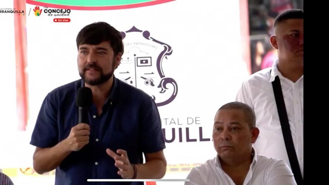 Las propuestas de Pumarejo fueron anunciadas en una nueva sesión del concejo distrital que en esta ocasión se realizó en el centro de la ciudad.