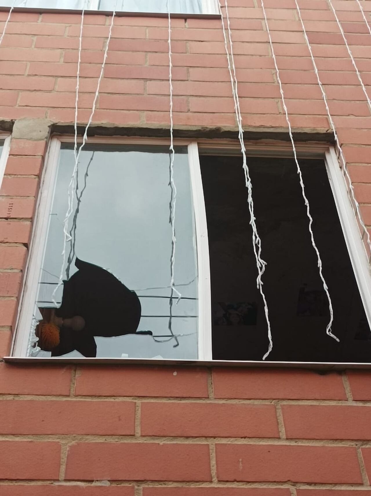 Un hombre atacó, en venganza y con un ladrillo, a un niño de dos años. El menor se encuentra en coma. La Fiscalía capturó al responsable