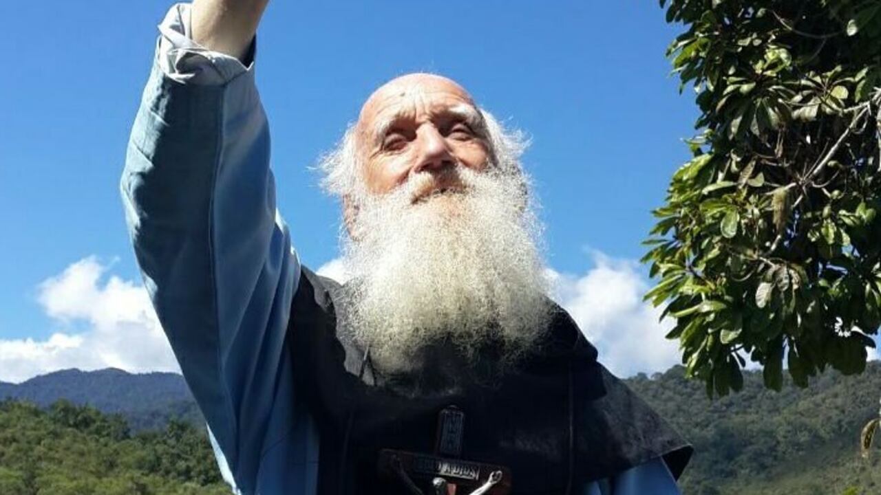 El padre Ignacy Jarosz dejó un grato recuerdo en la comunidad.