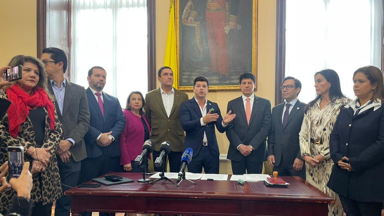 Radican dos proyectos para enfrentar la crisis carcelaria.