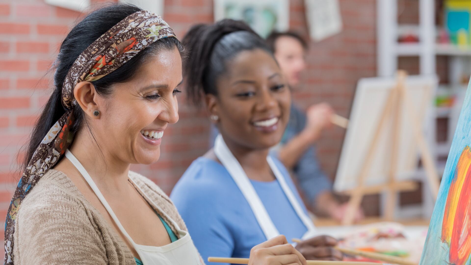 La casa está adecuada para brindar ayuda psicológica, social o legal.