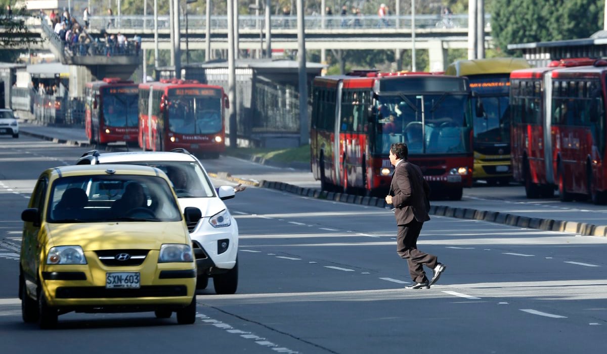 La imprudencia causa decenas de accidentes - Foto: Guillermo Torres/SEMANA