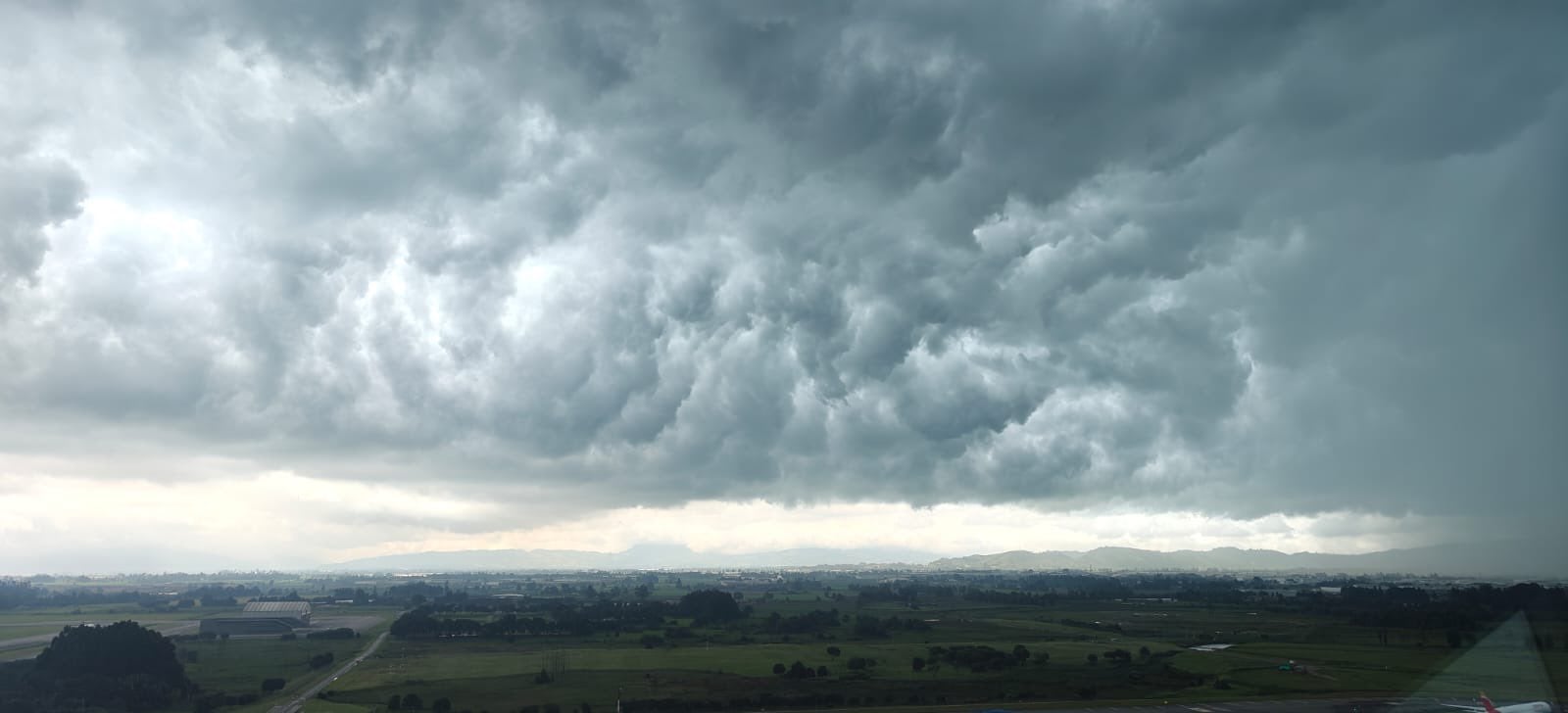 Las lluvias han estado acompañadas de granizo.