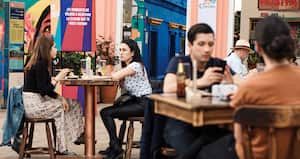 La próxima semana dejarán de aplicarse medidas como el toque de queda en algunas de las principales ciudades del país. La reapertura llega como un bálsamo para un desgastado sector privado.