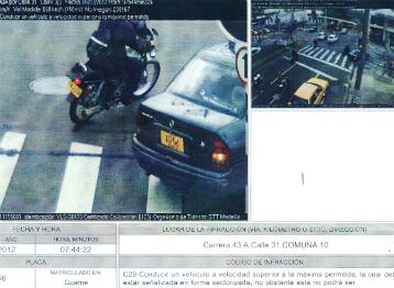 Este sistema de cámaras detectan la infracción, registran el número de placa del automotor y de allí proceden a revisar si realmente la infracción fue cometida.