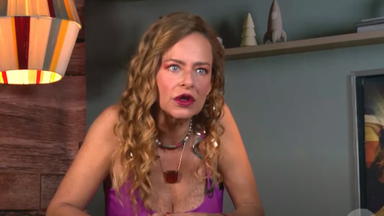 Vicky Rueda reapareció y denunció ser víctima de acoso y violencia por un productor de cine